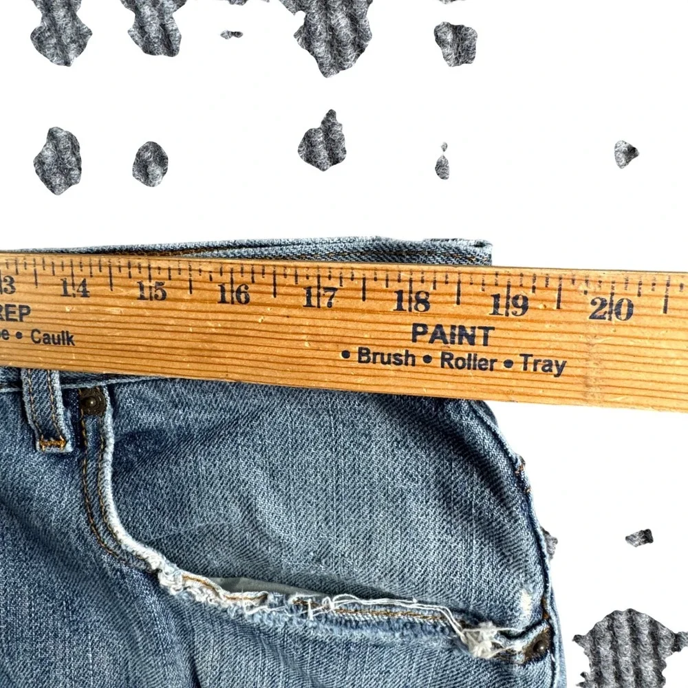 Y2K Levi's 569 Loose Straight Fit Mens 37x33 Jean Light Wash Distressed Baggy‎